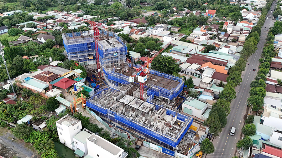 Công trường Fresia Riverside sôi động từng ngày với tiến độ thi công vượt kế hoạch, minh bạch và đúng cam kết, nền tảng tạo nên niềm tin vững chắc cho khách hàng