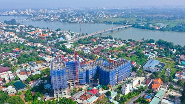 Dự án Fresia Riverside đã thi công vượt tiến độ lên đến tầng 22 và tầng 26, sẵn sàng đón đầu nhịp tăng trưởng từ hạ tầng khu Đông TP.HCM